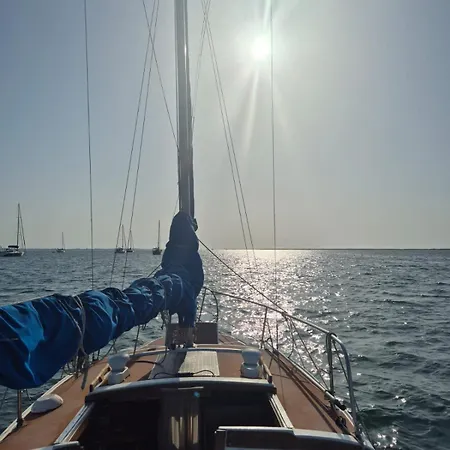 Casa Barco Liberdade 船上ホテル *